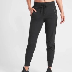 Athleta Trekkie jogger